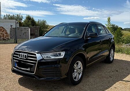 Audi Q3 1.4 TFSI/Erste Hand/TÜV Neu/Alcantara/AHK
