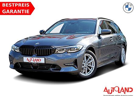 BMW 330dA Sport Line LED Navi Panorama ACC Totwinkel
