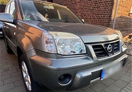 Nissan X-Trail 4x4 columbia 2.2 dCi columbia