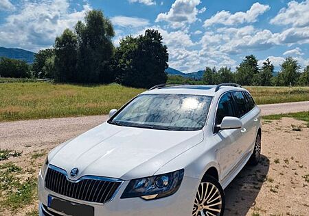 Skoda Superb 2.0 TDI 125kW L & K Combi L & K