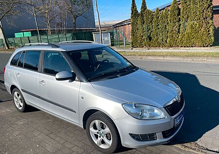 Skoda Fabia 1.2 Scheckheft 2.Hand TÜV NEU