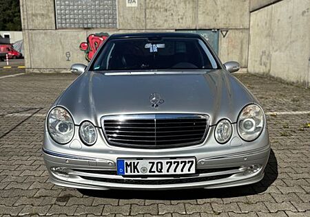 Mercedes-Benz E 240 4MATIC AVANTGARDE Avantgarde