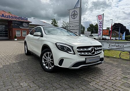 Mercedes-Benz GLA 180 CDI Tempo Navi Pano Ahk 1a Zustand!!