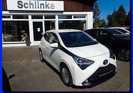 Toyota Aygo (X) -play CLUB 1.0 RFK BT SML SHZ TEMPOMAT