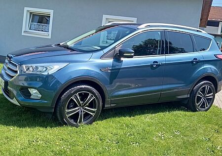 Ford Kuga 1,5 EcoBoost 4x2 110kW COOL & CONNECT C...