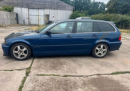 BMW 320i Touring zum Aufbauen oder schlachten