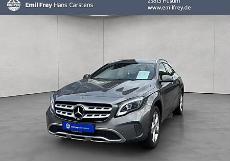Mercedes-Benz GLA 250 4Matic 7G-DCT Urban AHK Park-Pilot