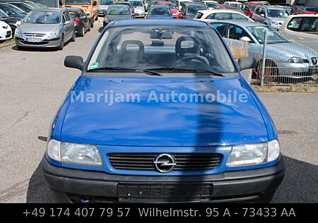 Opel Astra 1,6
