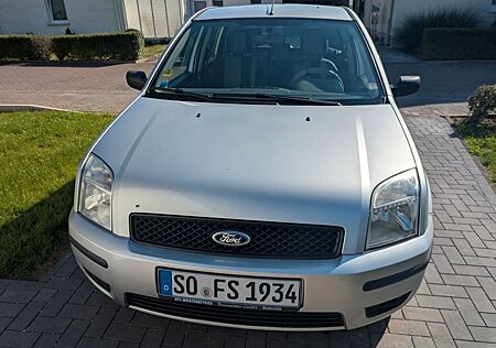 Ford Fusion 1.4 TDCi Trend Garagenfahrzeug 2J. TÜV