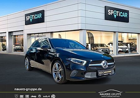 Mercedes-Benz A 220 Progressive Standheiz. Anhänger.