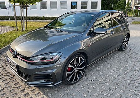 VW Golf Volkswagen VII 2.0 TSI GTI - DSG+NAVI+19 ZOLL+ACC