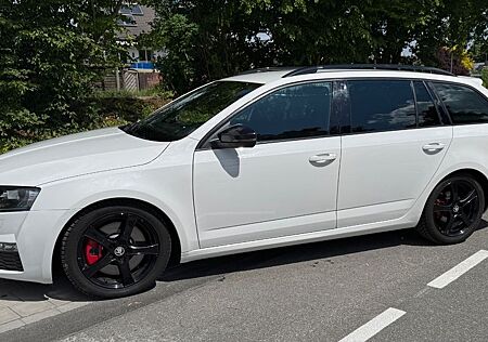 Skoda Octavia RS CHALLENGE 220PS 1 HAND ALU 97000 KM