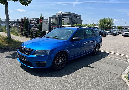 Skoda Octavia Combi RS,Autom.Leder,Cam,Pano,Memo,Xenon