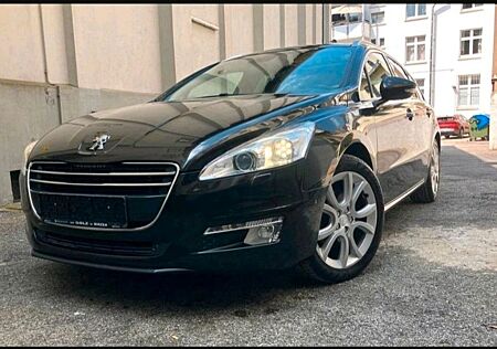 Peugeot 508 SW Family HDi FAP 140 Family