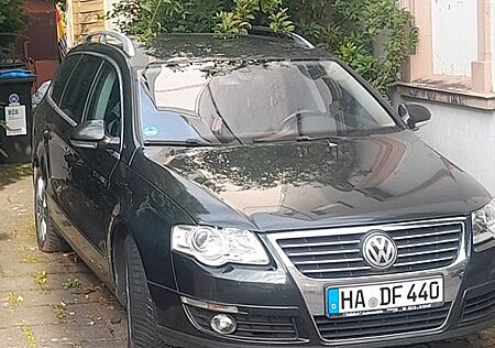 VW Passat Variant Volkswagen 2.0 TDI DPF DSG 125kW Highlin...