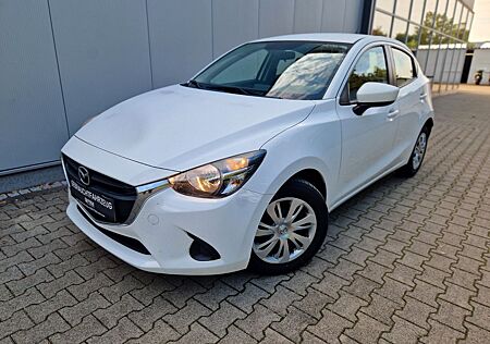Mazda 2 Lim. Center-Line