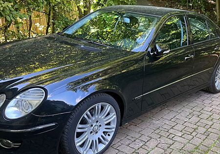 Mercedes-Benz E 280 Avantgarde mit LPG-Anlage