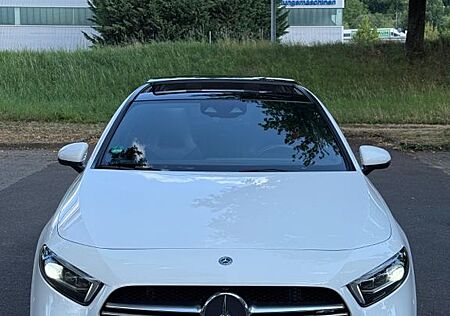 Mercedes-Benz A 35 AMG Mercedes-AMG A 35 4MATIC DCT Merced...