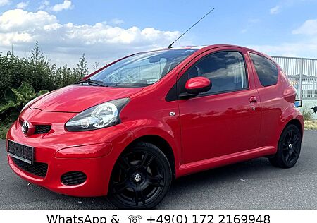 Toyota Aygo (X) Aygo AYGO Edition*Klima*Navi*USB*8-fach bereift*