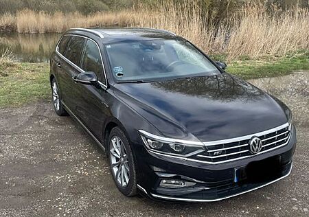 VW Passat Variant Volkswagen 2.0 TSI OPF DSG 4MOTION Highl...