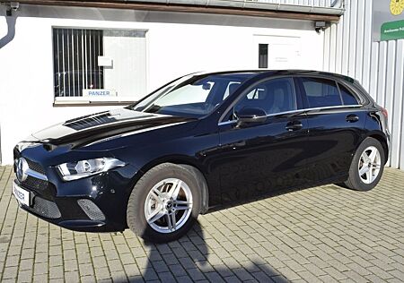 Mercedes-Benz A 200 d Standh.Navi SH DAB+ Leder