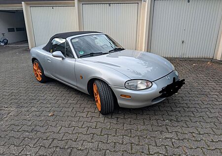 Mazda MX-5 NB, Silber (1999)