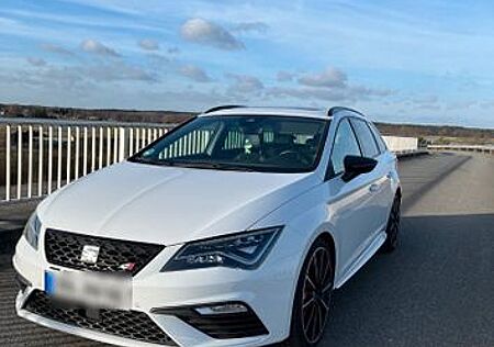 Seat Leon 2.0 TSI Start&Stop ST CUPRA 300 DSG CUP...