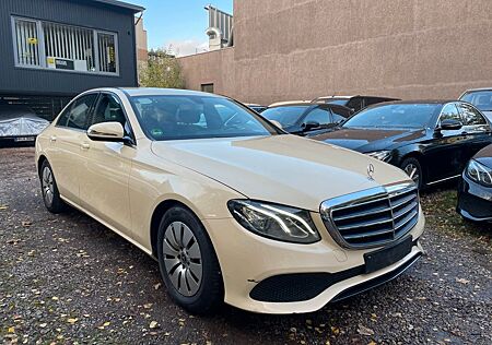 Mercedes-Benz E 200 d Aut. Navigation Xenon Voll LED