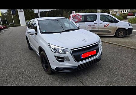 Peugeot 4008 1,6d*Allure*Teilleder*4WD*