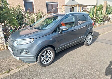 Ford EcoSport 1,5 Ti-VCT PowerShift Titanium Smoke