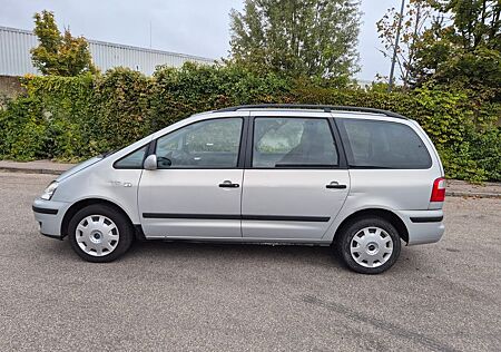 Ford Galaxy 2.0 Finesse Space-Paket 1