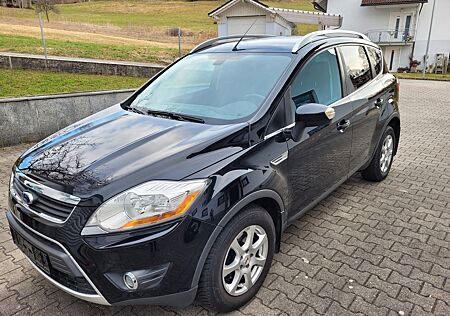 Ford Kuga 2,0 TDCi 2x4 103kW Titanium