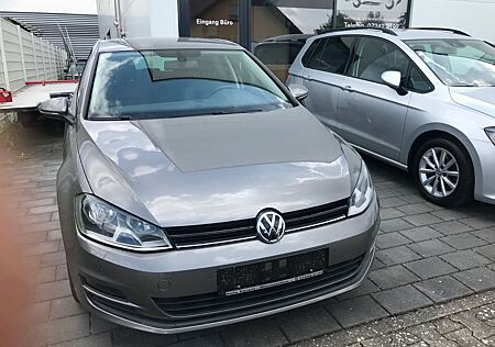 VW Golf Volkswagen VII Lim. Comfortline BMT