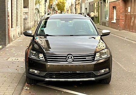 VW Passat Alltrack Volkswagen 2.0 TDI DSG 4MOT 130kW Alltr...