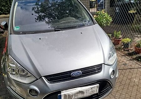 Ford S-Max 2,0 EcoBoost Titanium PowerShift ...