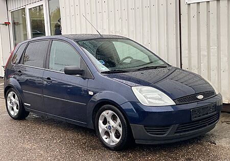 Ford Fiesta *Top Zustand*Alufelgen*AHK*CarPlay*