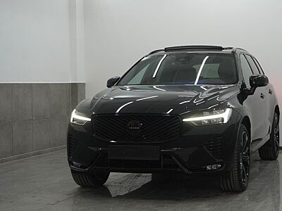 Volvo XC60 Plus Black Edition AWD Pano/BLISS/ACC/H&K