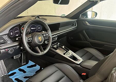 Porsche 992 Carrera Cabriolet Carrera