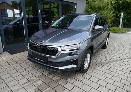 Skoda Karoq 1.5l TSI DSG Selection LED AHK RFK el.HK