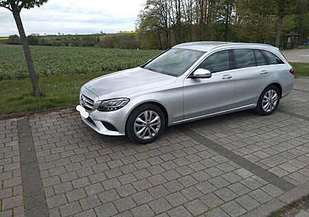 Mercedes-Benz C 180 T - Silber, Super Zustand, wenig km