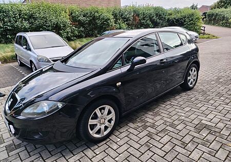 Seat Leon 1.6 mit LPG neue TÜV