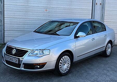 VW Passat Volkswagen Lim. Trendline/ Automatik/ 1. Hand/ TÜV