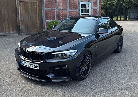 BMW 220i Steptronic Coupé Sport Line Sport Line