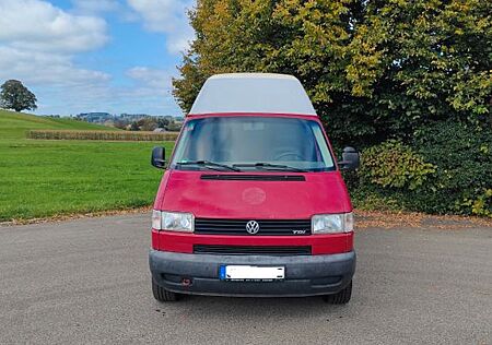 VW T4 Caravelle Volkswagen T4 Caravelle 2.5 TDI 75kW lang Camperausbau