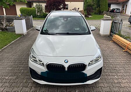 BMW 2er 218 Gran Tourer 218i - 140 PS - Top Ausstattung