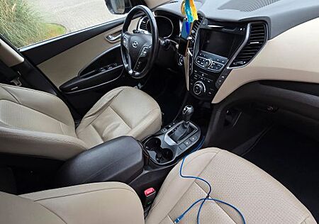 Hyundai Santa Fe 2.2 CRDi Premium 4WD Automatik Premium