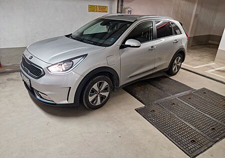 Kia Niro 1.6 GDI Hybrid Vision Vision