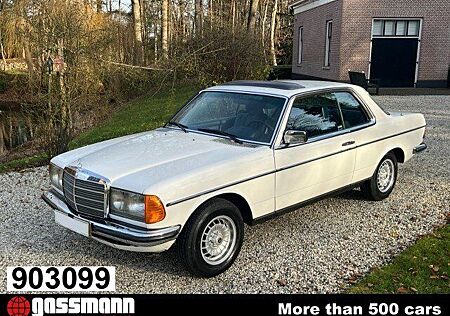Mercedes-Benz 280 Coupe mit Schiebedach - C123