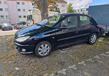 Peugeot 206 1.4 TÜV NEU