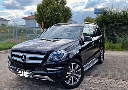 Mercedes-Benz GL 350 BlueTEC 4MATIC -